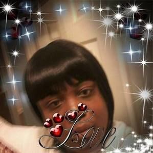 Meet your Posher, Linette